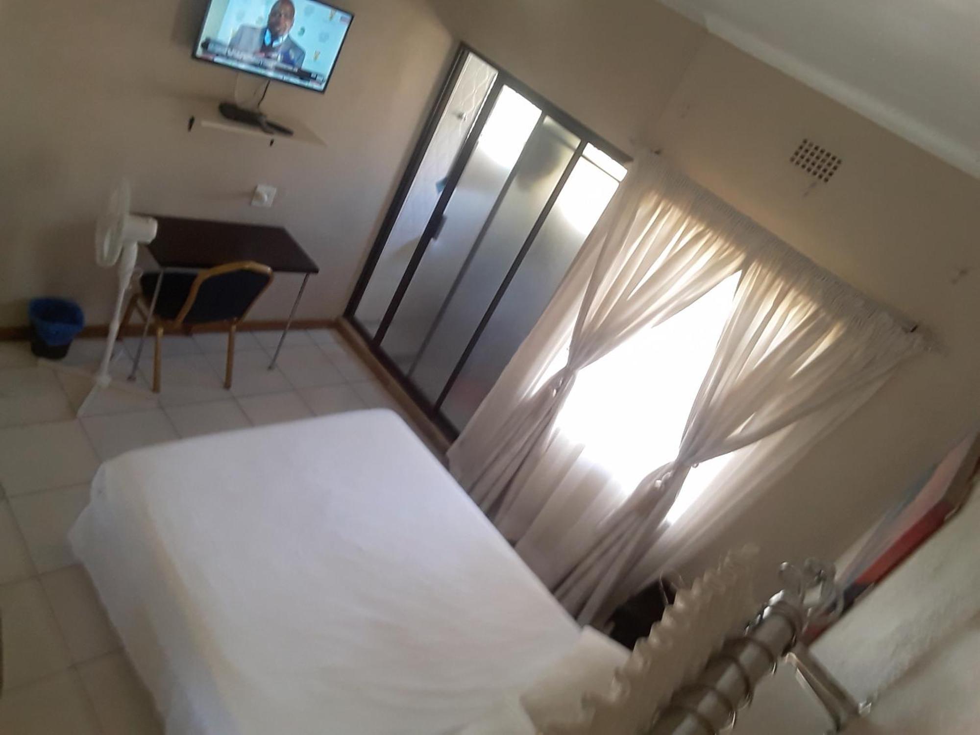 Vuya Nathi Bed And Breakfast Μανζίνι Εξωτερικό φωτογραφία