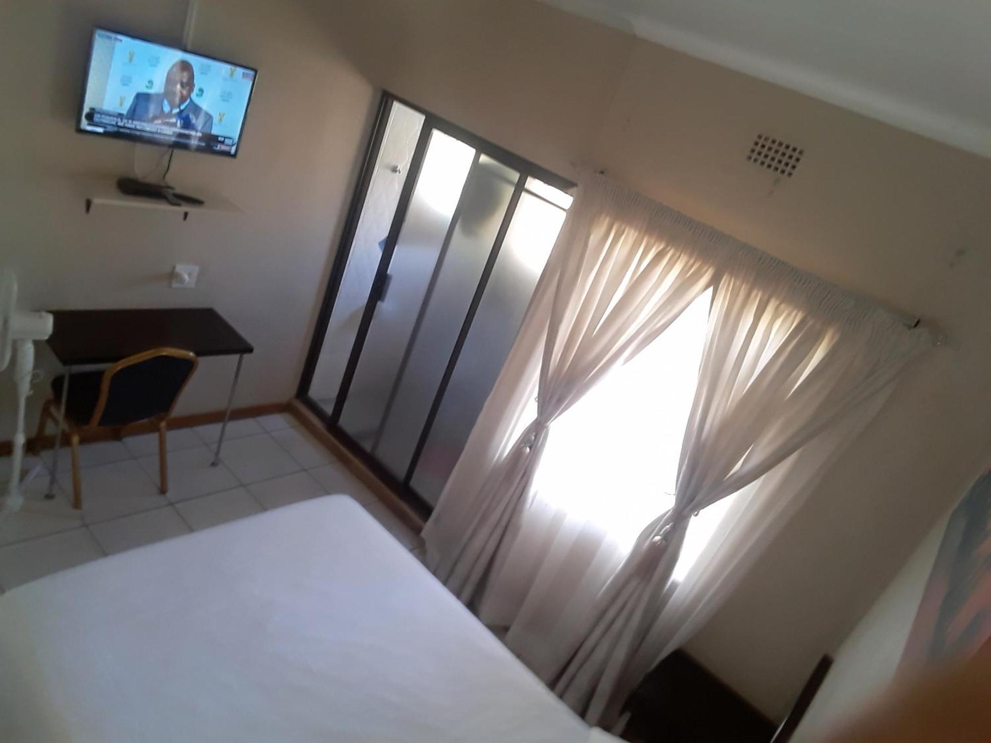 Vuya Nathi Bed And Breakfast Μανζίνι Εξωτερικό φωτογραφία