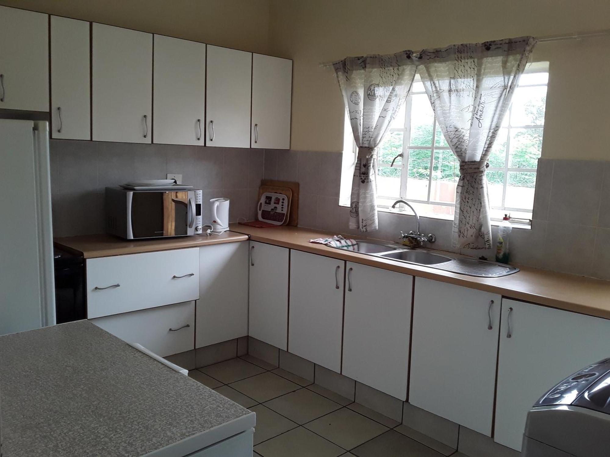 Vuya Nathi Bed And Breakfast Μανζίνι Εξωτερικό φωτογραφία