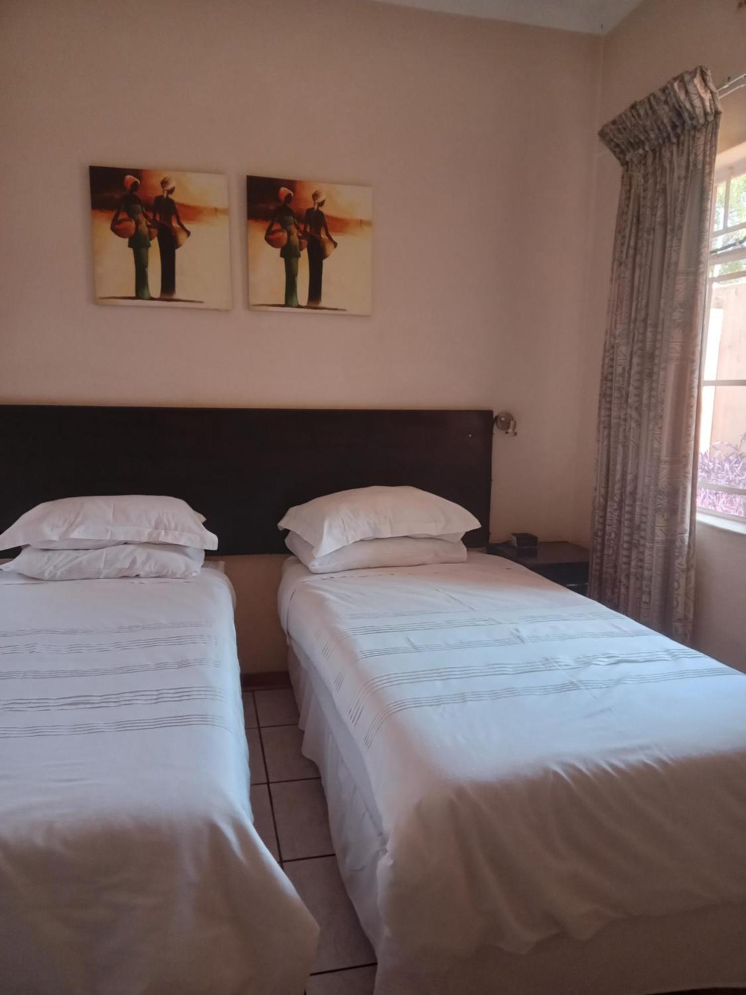 Vuya Nathi Bed And Breakfast Μανζίνι Εξωτερικό φωτογραφία