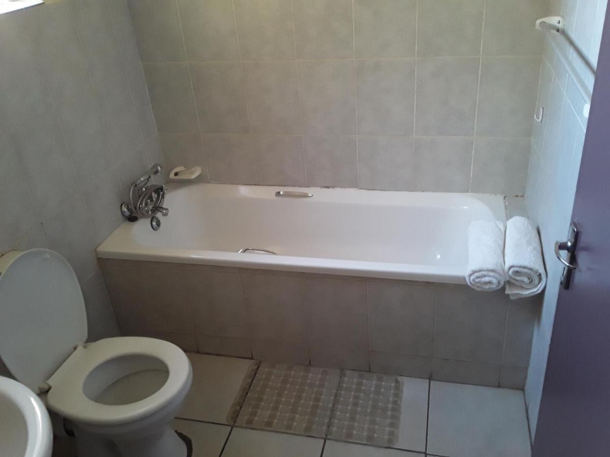 Vuya Nathi Bed And Breakfast Μανζίνι Εξωτερικό φωτογραφία