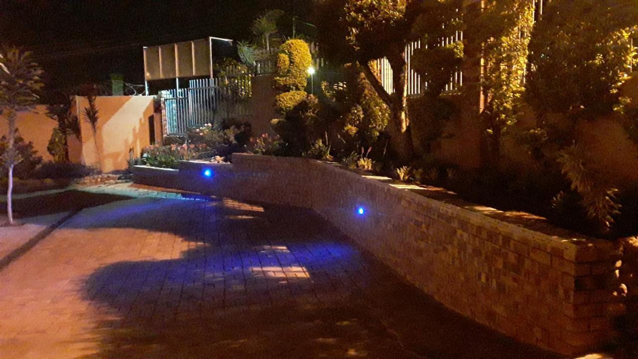 Vuya Nathi Bed And Breakfast Μανζίνι Εξωτερικό φωτογραφία